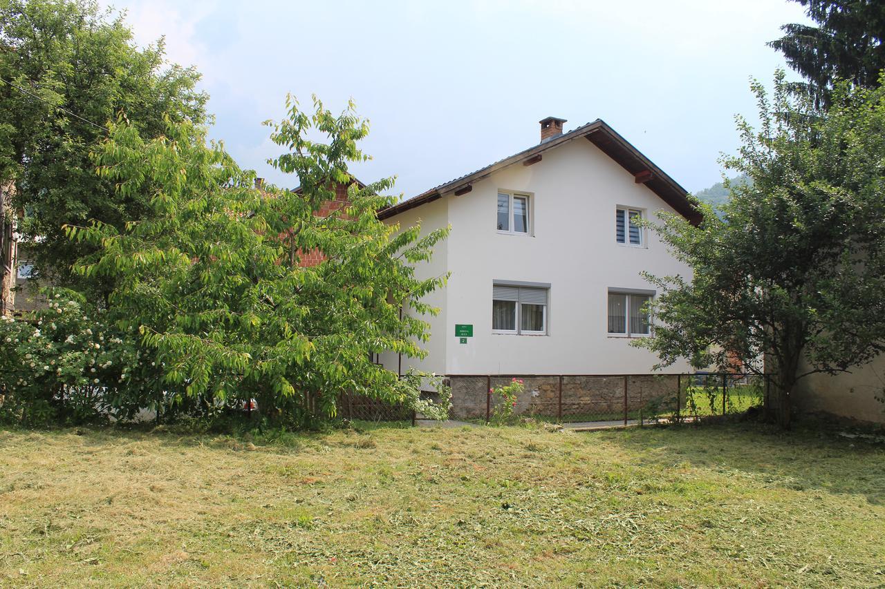 Apartment Dil Кулен Вакуф Екстериор снимка